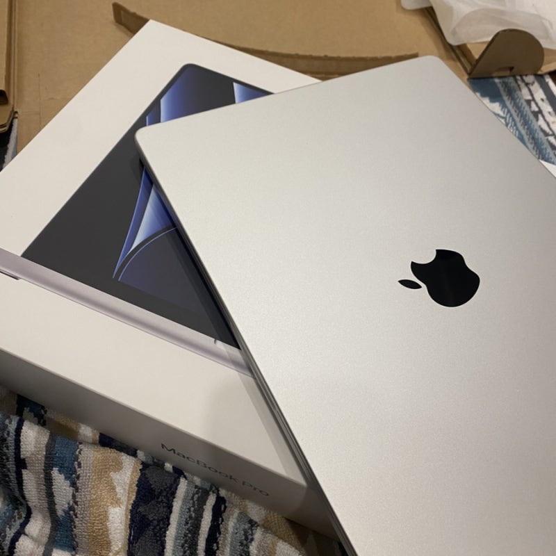 맥북 프로 맥스 M2 개봉기 Apple MacBook Pro16 MAX M2 1TB (ft.맥북에어 비교 후기)