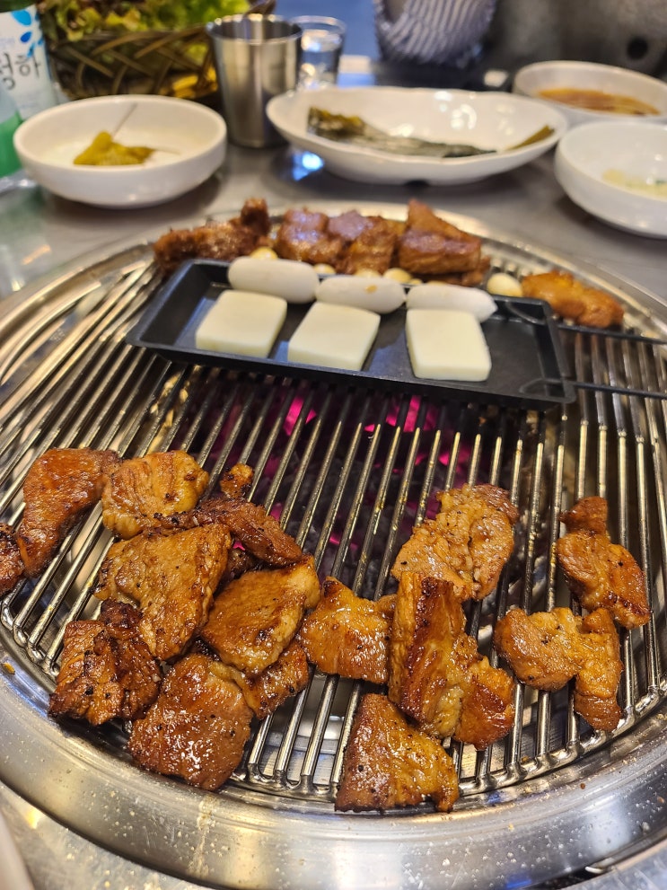  하왕십리동 맛집 왕십리고기집 양념돼지갈비 된장죽 맛집 깜장드럼통 방문