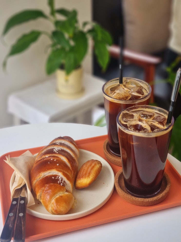  [서울 광진구] 단골 내돈내산 찐리뷰, 어린이대공원 인근 에이요 카페 이용 꿀팁(커피 맛집 추천, 소금빵, 적립방법)