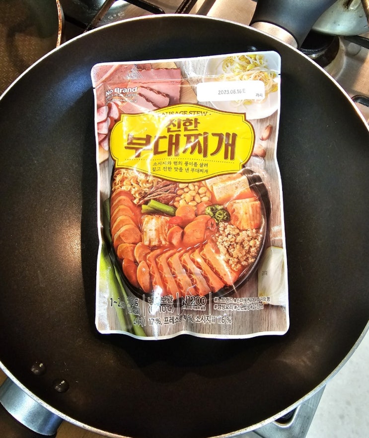  노브랜드 진한 부대찌개