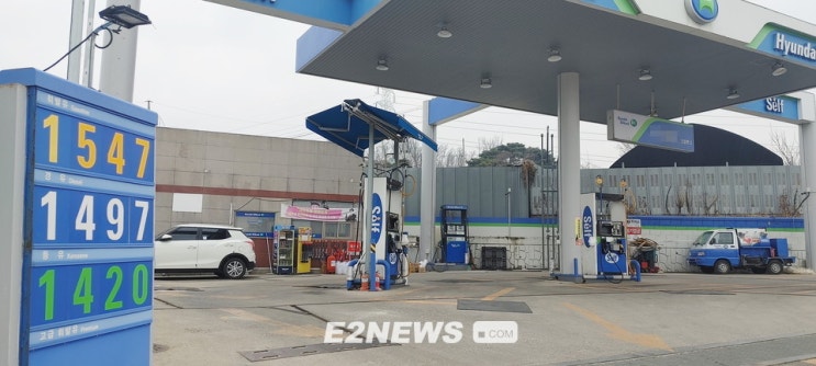 유류세 감면 연장하되 인하율 축소 유력 유류세 감면 연장하되 인하율 축소 유력
