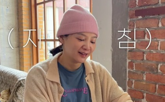 '임신' 윤승아, 저질체력→쇼핑엔 몸 숙이는 열정 "나 눈 돌아갔어"(승아로운) '임신' 윤승아, 저질체력→쇼핑엔 몸 숙이는 열정 "나 눈 돌아갔어"(승아로운)