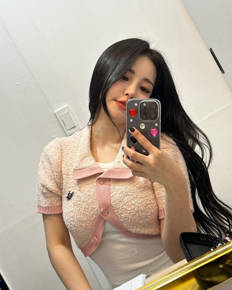 "브레이브걸스 활동 종료 그후.." 유정, 어찌 지내나봤더니..."4월 19일 기대하시라" "브레이브걸스 활동 종료 그후.." 유정, 어찌 지내나봤더니..."4월 19일 기대하시라"