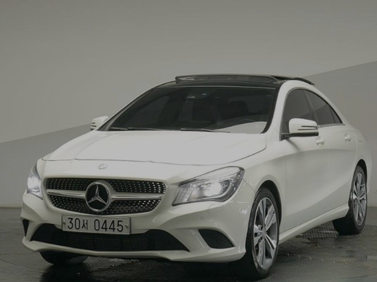  벤츠 CLA 200D 중고차 판매할게요