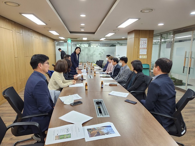 박춘선 시의원, 고덕로 보행도로 정비 관련 지역주민 간담회 개최, 통행이 불편하여 주요 민원발생