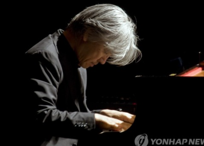 "나의 영감이자 휴식처"…국내 연예계, 사카모토 류이치 추모 "나의 영감이자 휴식처"…국내 연예계, 사카모토 류이치 추모