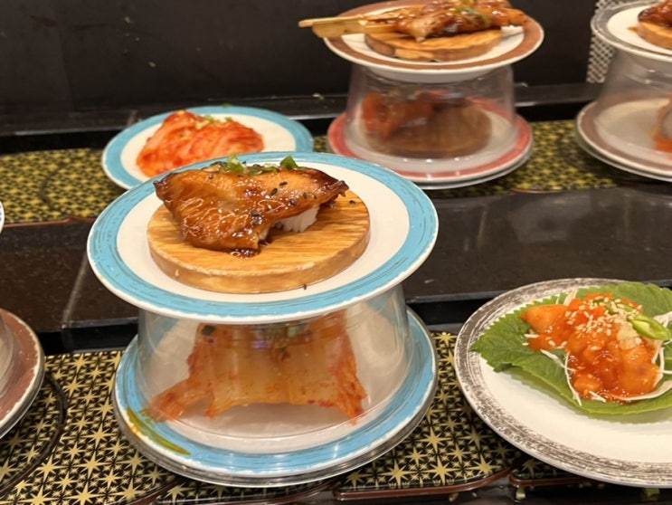  회전초밥 1990원! 줄서는맛집 청주 스시히어로 (웨이팅꿀팁/메뉴추천)