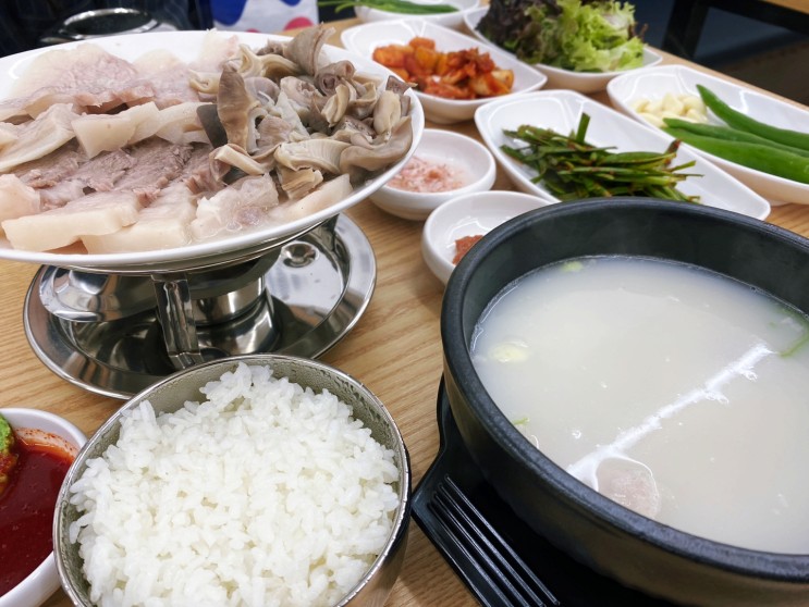 연산동에 새로 생긴 국밥집 쌍둥이 돼지국밥 방문