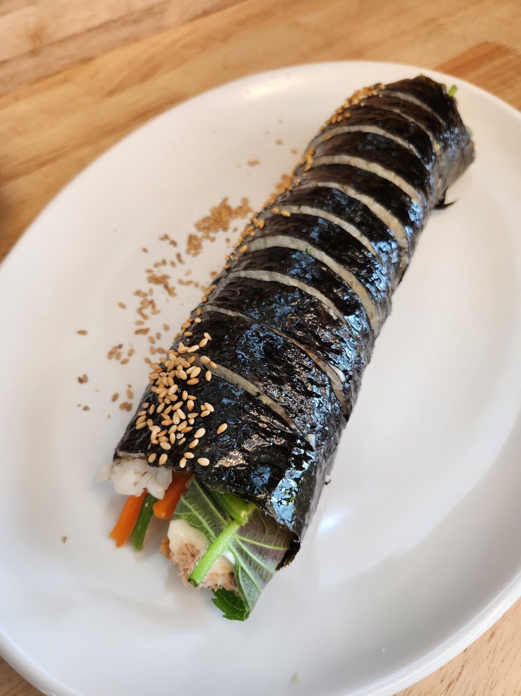  율량동김밥 / 생면으로 만든 [미아리우동]
