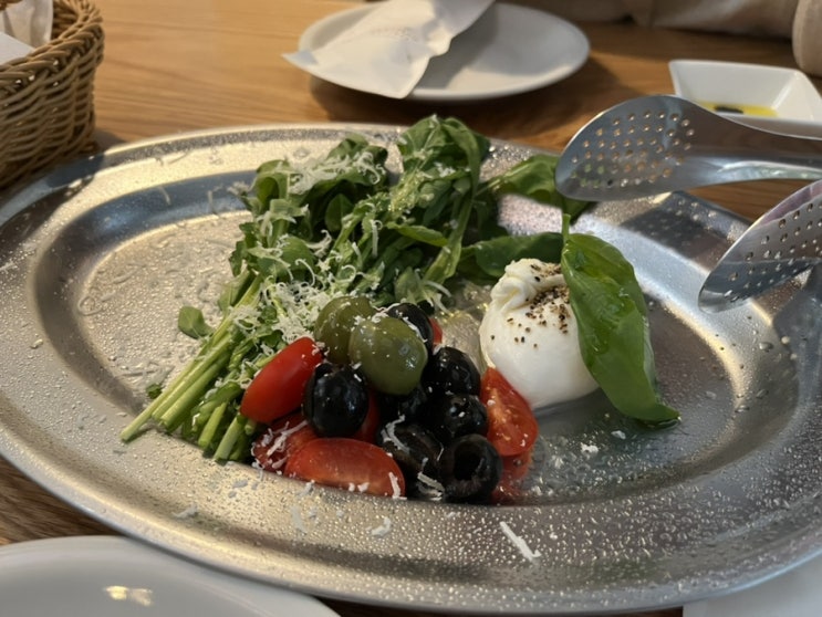  대구 앞산 카페거리 맛집 이탈리안 레스토랑 GookSu 후기