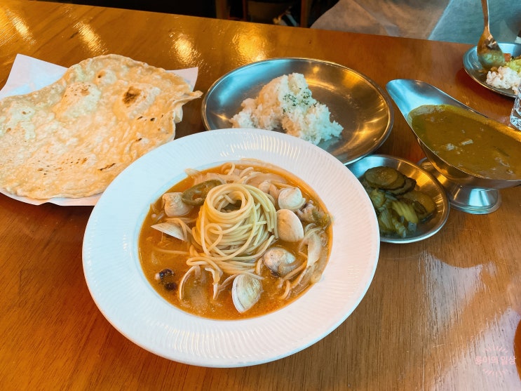  동성로 커리 맛집 내돈내산 라마앤바바나