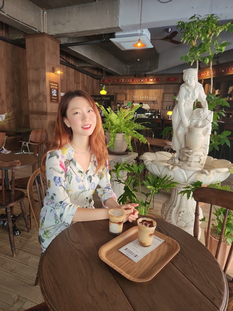  대전 신상 카페 둔산동 프랭크커핀바