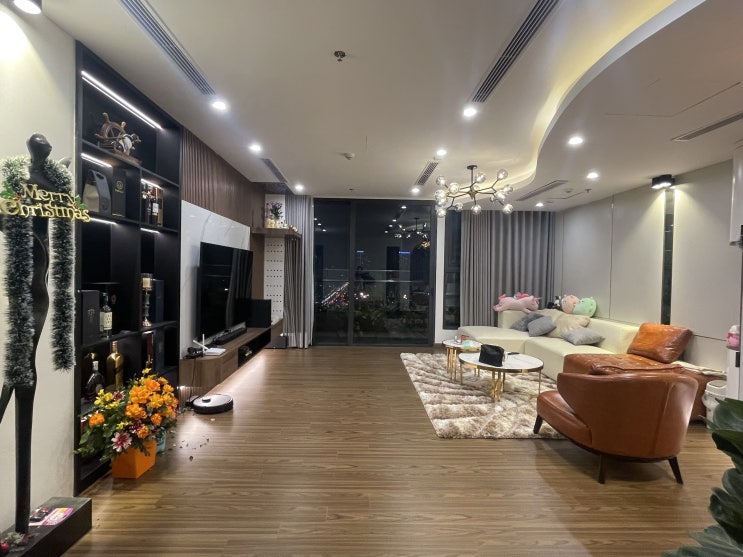 [ 하노이 아파트 임대] 빈홈 웨스트 포인트 3룸 - 풀옵션- 이쁜 집 - 4500만동 0968650193
