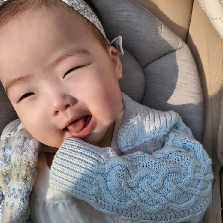  쌍둥이와 함께하는 첫 봄  꽃구경