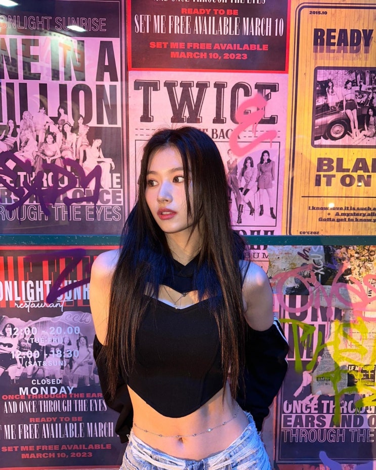 "일본 국적 연예인이 왜 한국에" 트와이스 멤버 사나, 눈물 흘리게 만든 최악의 사건은? "일본 국적 연예인이 왜 한국에" 트와이스 멤버 사나, 눈물 흘리게 만든 최악의 사건은?