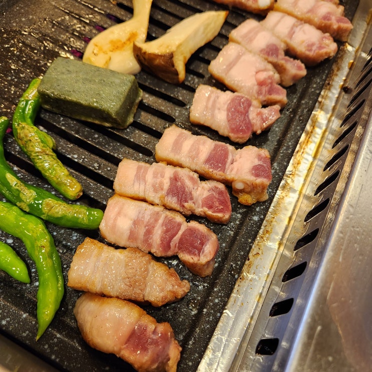  범계역맛집 교대이층집 안양범계점 - 꽃삼겹살맛은 최고!