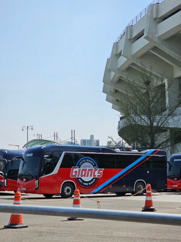 [야구] 230402 <b>롯데</b> VS <b>두산</b> (<b>잠실</b>)