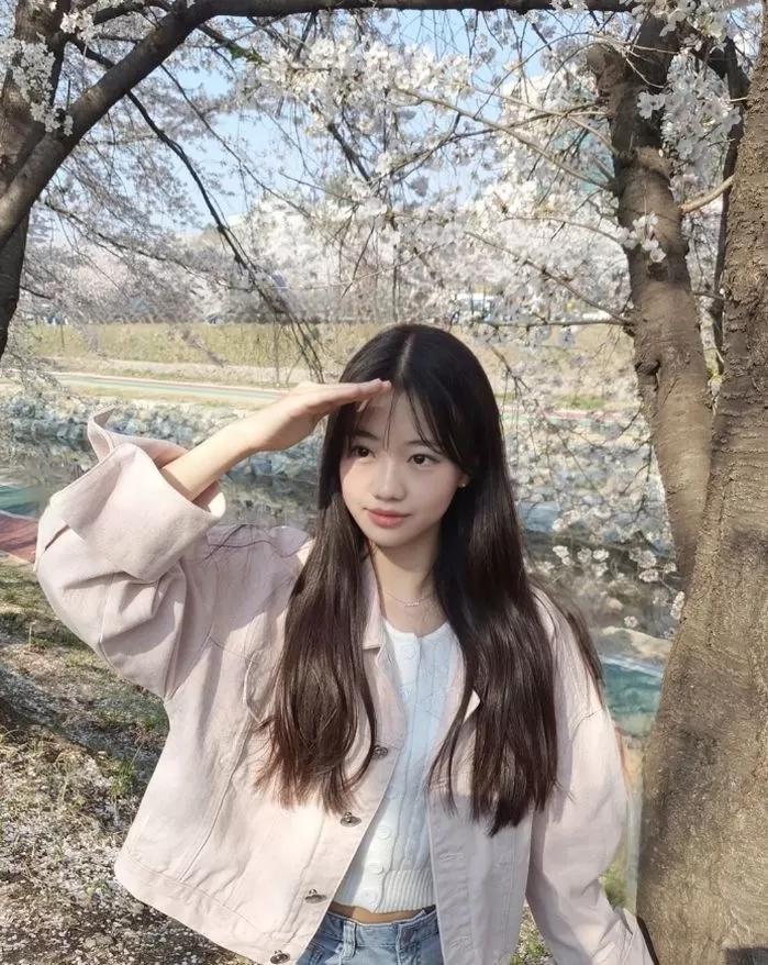 '댄스 신동' 나하은, SM과 계약하더니 '여돌' 미모...언제 이렇게 훌쩍 컸나 '댄스 신동' 나하은, SM과 계약하더니 '여돌' 미모...언제 이렇게 훌쩍 컸나