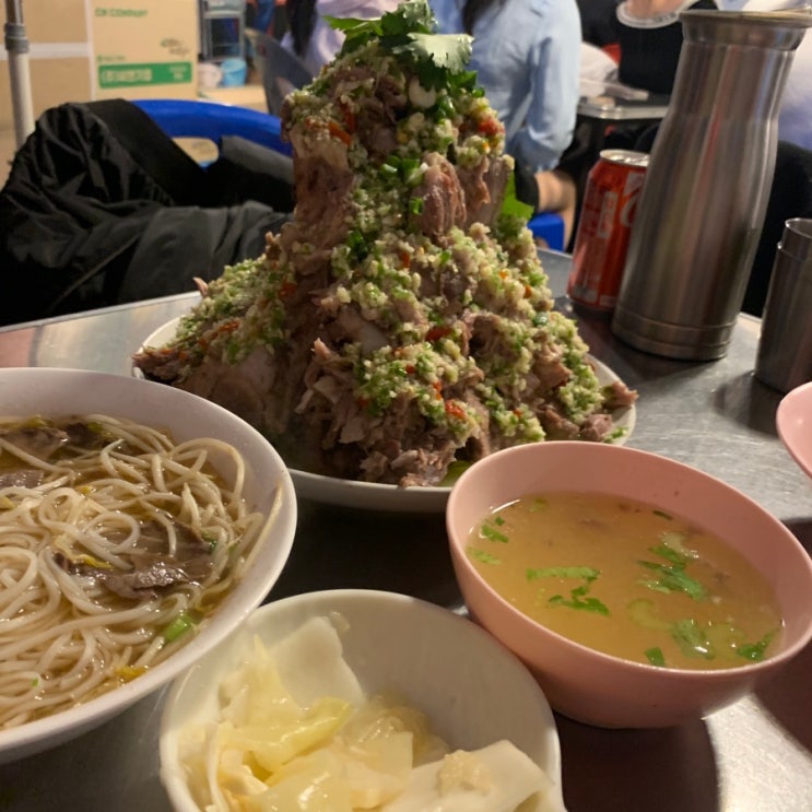  압구정 맛집 까폼 솔직후기 웨이팅 꿀팁, 2명이서 랭쌥은 쪼금..