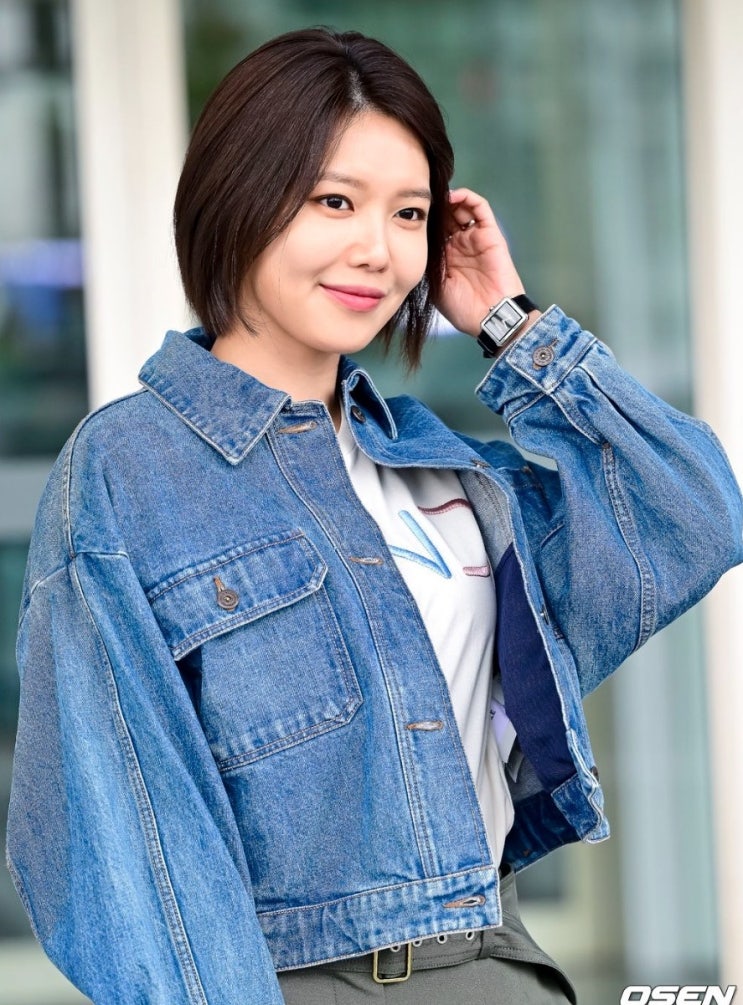 소녀시대 수영 공항패션 따라잡기 (ft. 위켄드 막스마라, 마이클 코어스 & 핏플랍)