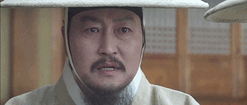  두려움 너머에.