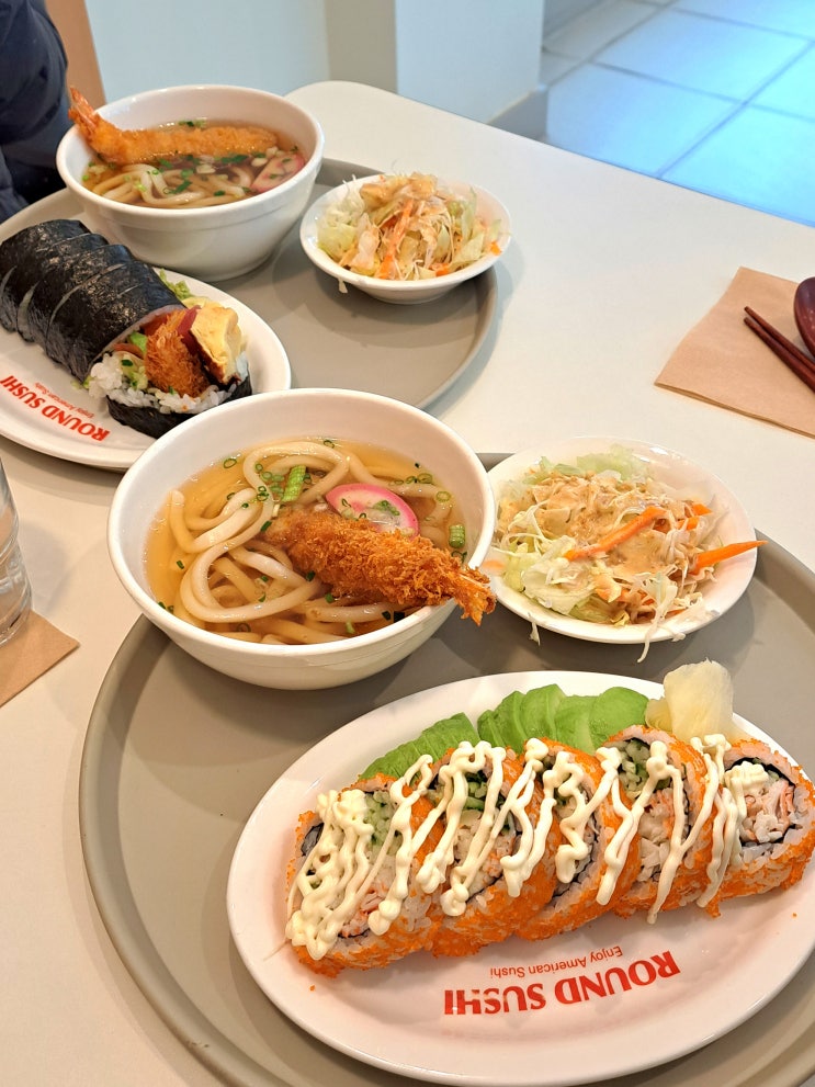  용산 스시롤 맛집 라운드스시 런치 세트 추천