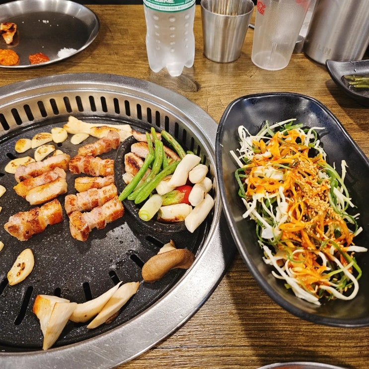  동탄역 고기집 신선한 야채와 구워먹는 삼겹살맛집 도티누리