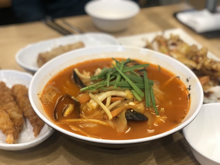  이마트 동탄점에서 마켓로거스 푸드코트 메뉴 동탄 짬뽕 맛보기