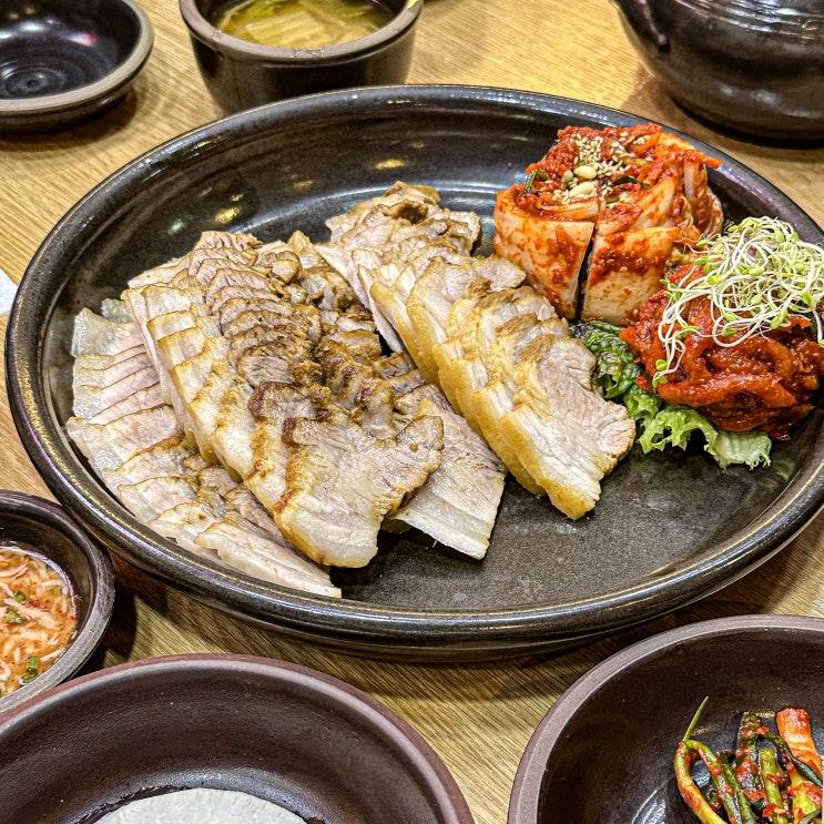 광주 수완지구 맛집 '항아리보쌈 수완본점' 고기가 진짜 부드럽고 맛있기까지 광주 수완지구 맛집 '항아리보쌈 수완본점' 고기가 진짜 부드럽고 맛있기까지