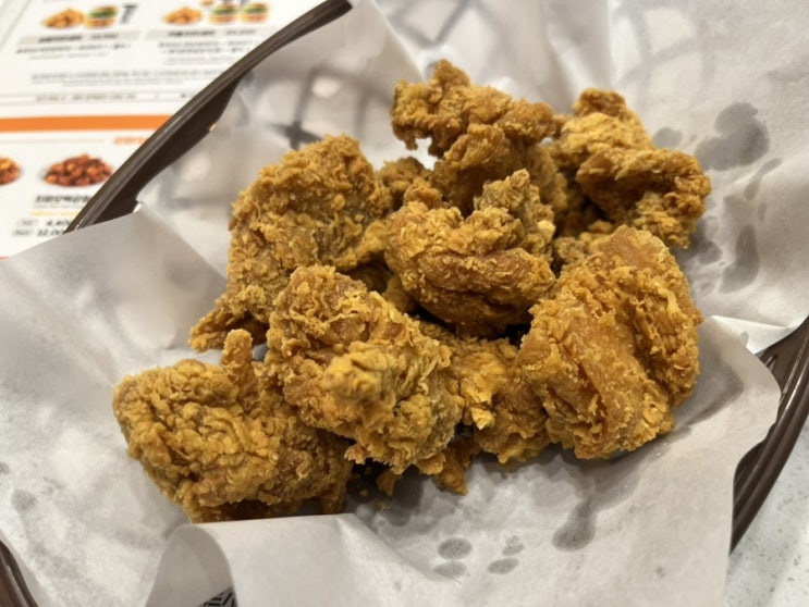  주문받고 조리하여 시간은 좀 소요 되지만 맛은 보장되는 주차 가능한 맘스터치 테크노밸리점 방문 후기