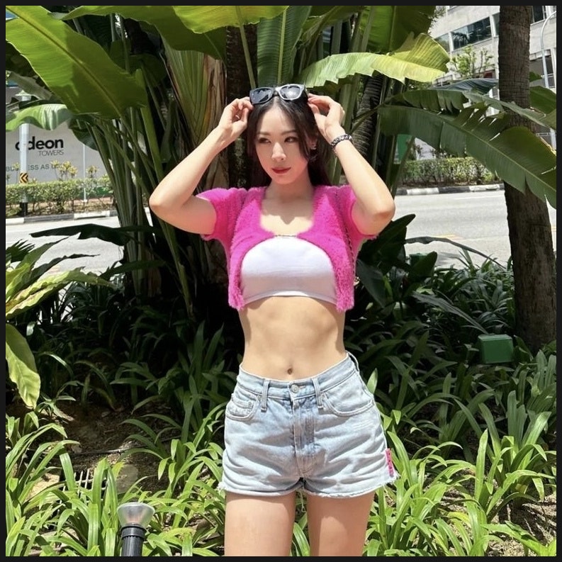방송인 신수지, 전 국가대표 리듬체조 선수 신수지···운동으로 다져진 복근 자랑