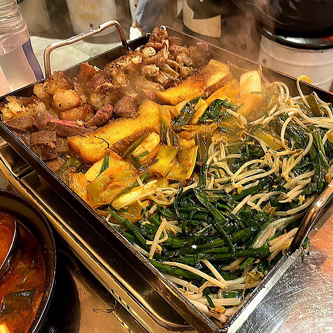  쯔양이 먹방 찍은 홍대입구역대창 맛집 대승곱창