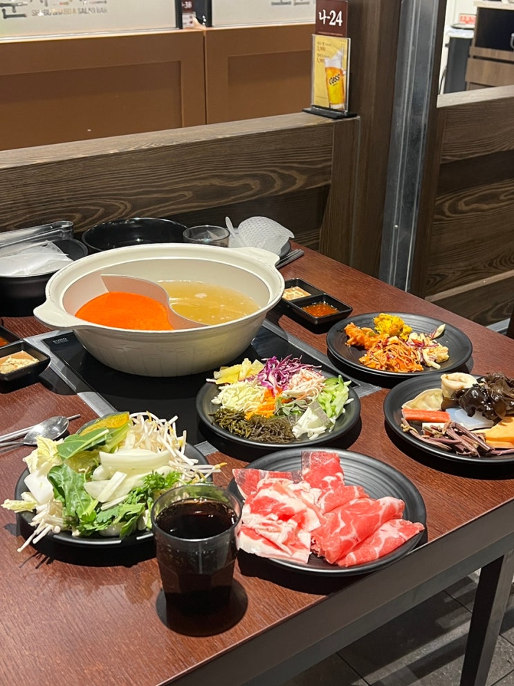  마곡맛집, NC백화점 돈값 하는 소고기 무제한 로운 샤브샤브&샐러드바 후기