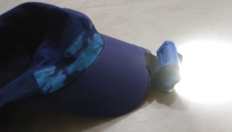 모자에 부착가능한 초경량 등산 캠핑 헤드랜턴 LED랜턴 사용후기