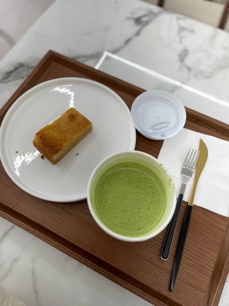 광교 상현역 맛집 용인디저트카페로 유명한 몽테카롱 다녀옴