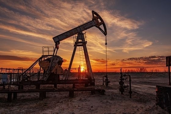 OPEC+ 감산 vs 경기 침체…기름값 어디로 튈까 OPEC+ 감산 vs 경기 침체…기름값 어디로 튈까