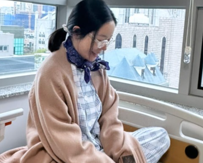 이혜영 "신체적 고통 속에서 벗어나길 바라며.." 극심한 통증에 결국 시술까지 이혜영 "신체적 고통 속에서 벗어나길 바라며.." 극심한 통증에 결국 시술까지