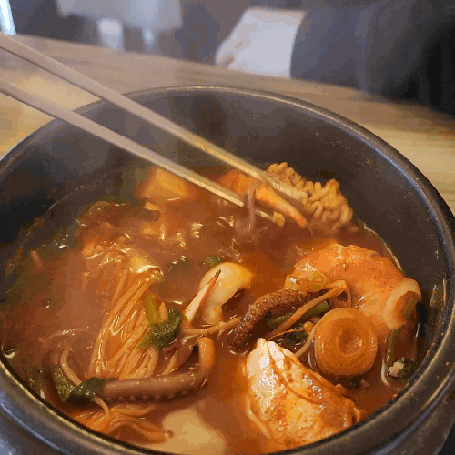  청주공항맛집 / 인심이 넘치는  삼대째손두부 율량점