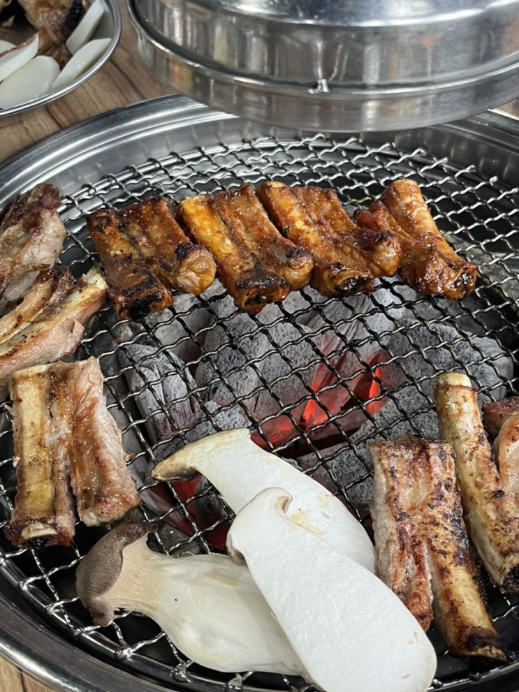 [인천 맛집] 돼지등갈비 맛집 초심!!! 물고 뜯고 맛보기