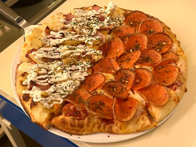  줄서는 식당에 나온 안국과 불광천 그리고 홍대 연남 핫한 피자 맛집 : ) 플롭 PLOP