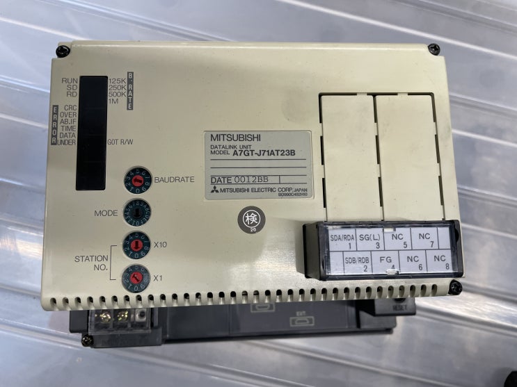  A7GT-J71AT23B　MITSUBISHI　PLC　TOUCH SCREEN