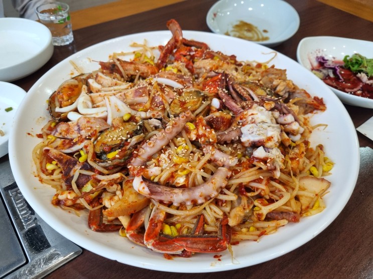 구미 송정동 복개천 맛집 동해해물탕 - 해물 가득한 해물찜
