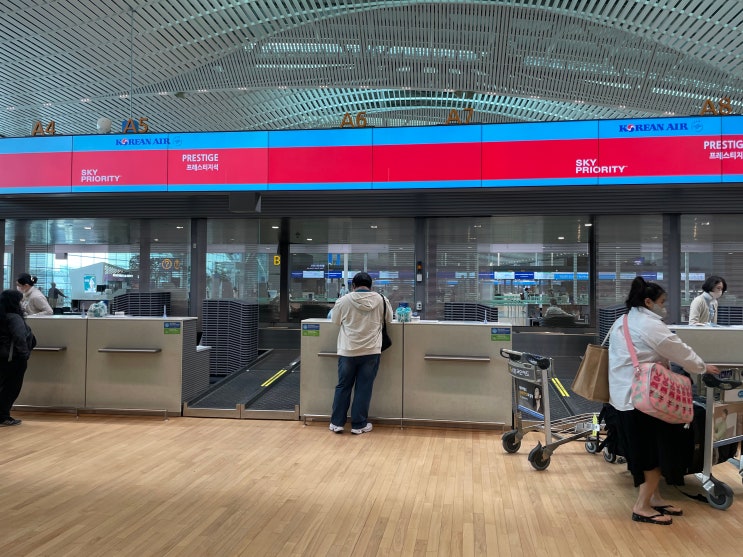  인천공항놀이 : 인천공항 즐기기 (삼성앤마일리지 카드 무료커피, 라운지), 인천공항2터미널 마티니라운지와 대한항공 프레스티지 라운지 비교
