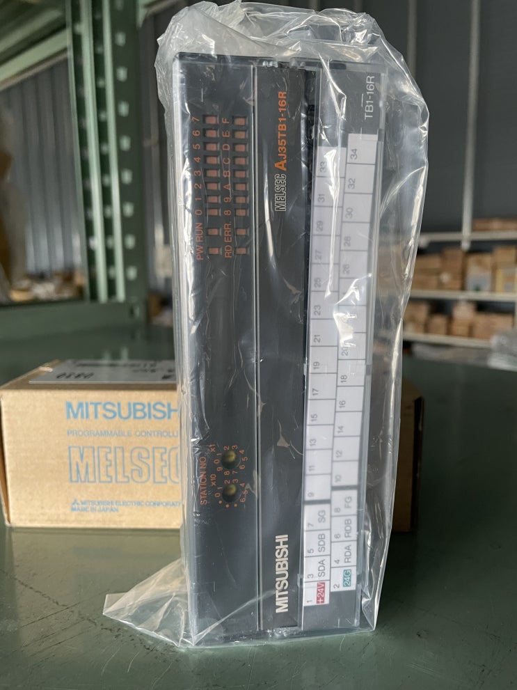  AJ35TB1-16R　MITSUBISHI　PLC　CONTACT OUTPUT UNIT