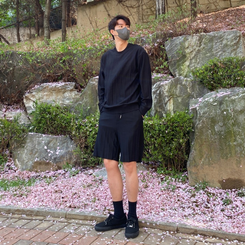 남자 맨투맨 티셔츠 반바지 가넷옴므 플리츠 셋업으로 봄 코디 OOTD 완성!