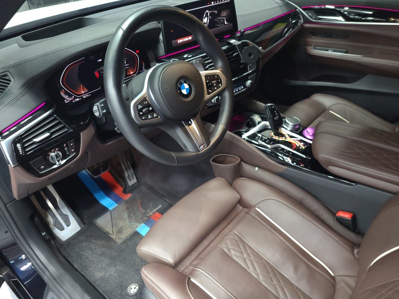 인천 남동구 / 실내커스텀/염색 / BMW / 6시리즈 GT (G32)