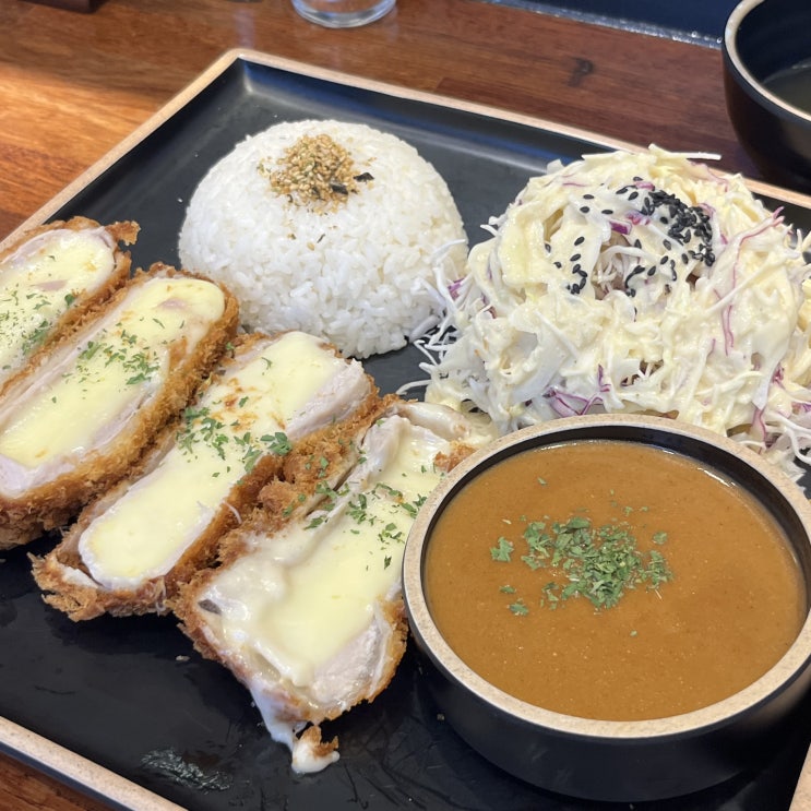 문정동 점심 일본식 치즈돈카츠 맛집 카츠쿠니