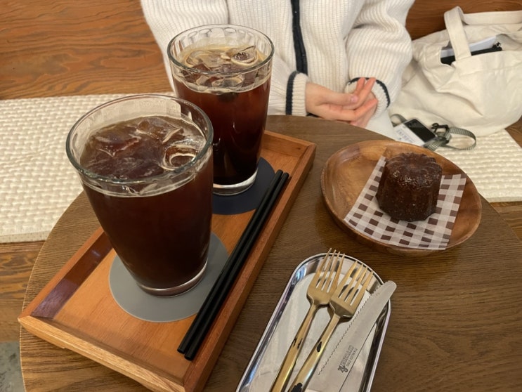 신논현역 카페 로우어가든, 디저트 맛집에서 강남데이트