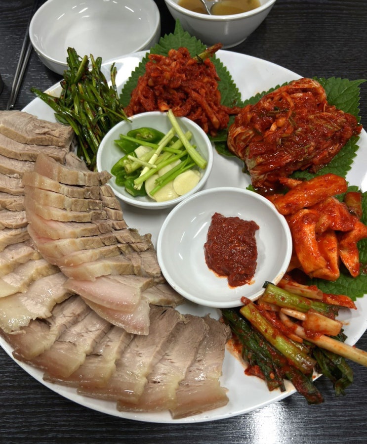 [ 청류벽 ] 강남역 - 줄서는식당 보쌈, 감자전 맛집