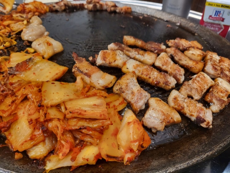  홍성터미널 맛집 추천- 두껍고 가격 착한 고기집, "동두천 솥뚜껑 삼겹살"